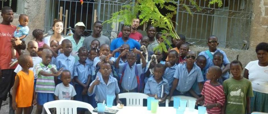 PROYECTO AYUDA AYITIMOUN YO O.N.G.FEBRERO 2013