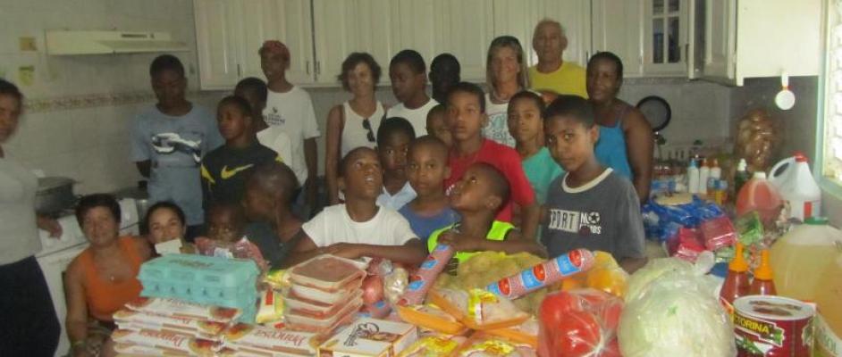 PROYECTO AYUDA AL  ORFANATO DE HIGUEY SEPTIEMBRE 2.013